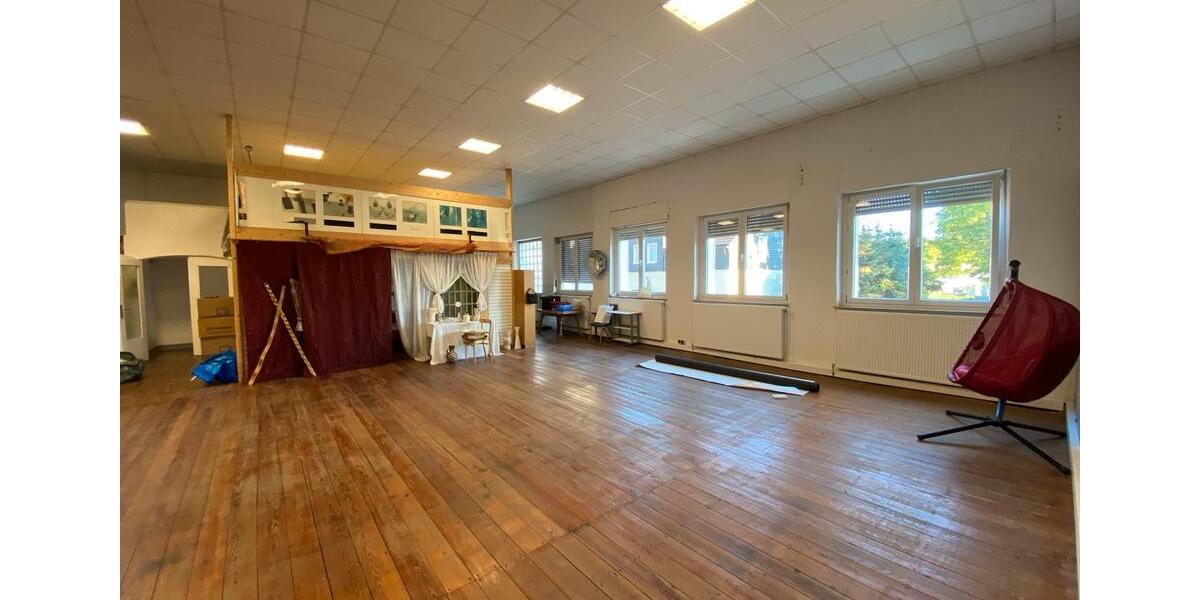 Loft - Studio - Atelier Wuppertal Gemarkung Langerfeld - 1 Zimmer, 230 m&sup2;, 900&euro; | Angebot:25499323