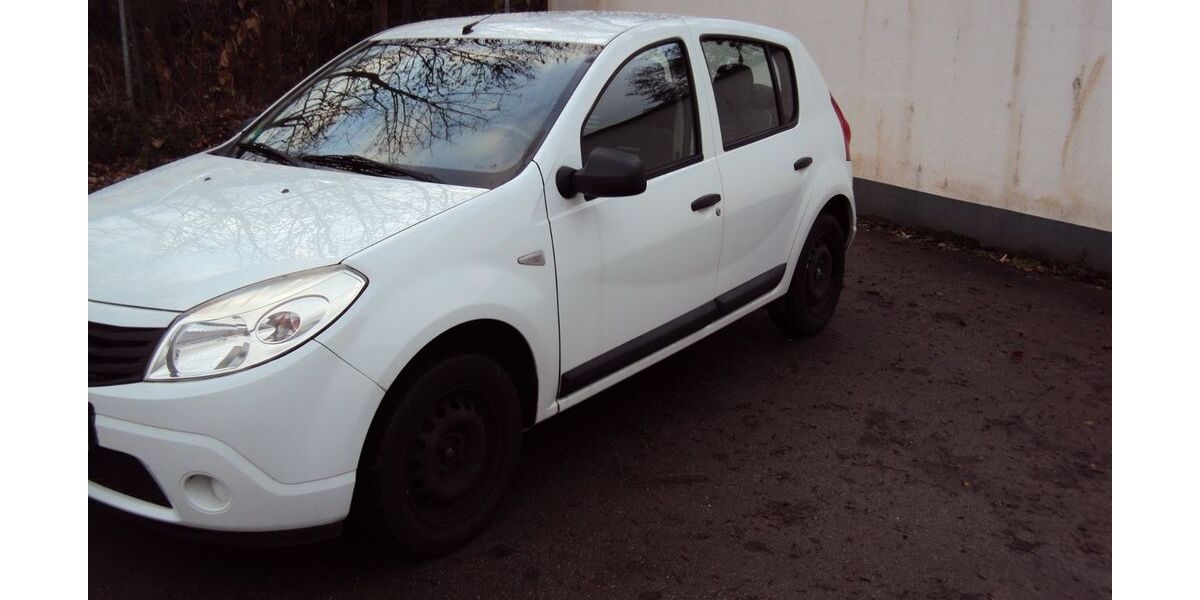 Dacia Sandero 141.000 km 2.500 &euro; Hagen 58091