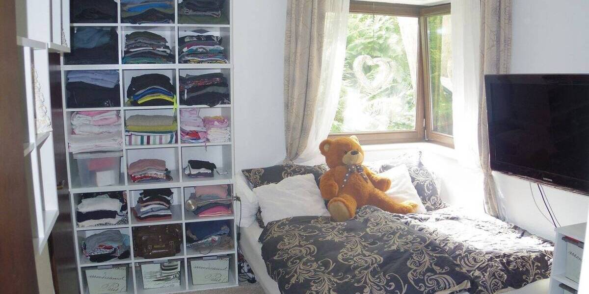 Schöne kleine Tiefpaterren-Wohnung mit Terasse und kleinem Gartenanteil in Bestlage - Klosterviertel 2 zimmer