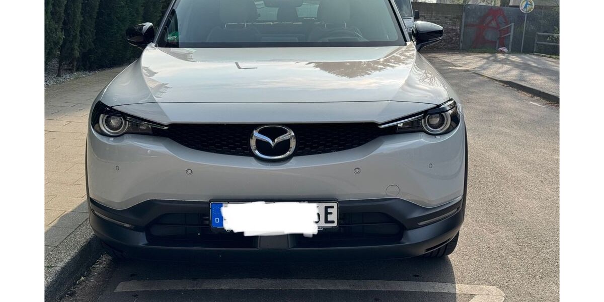 Mazda MX-30 10.900 km 15.899 &euro; Düsseldorf 40235