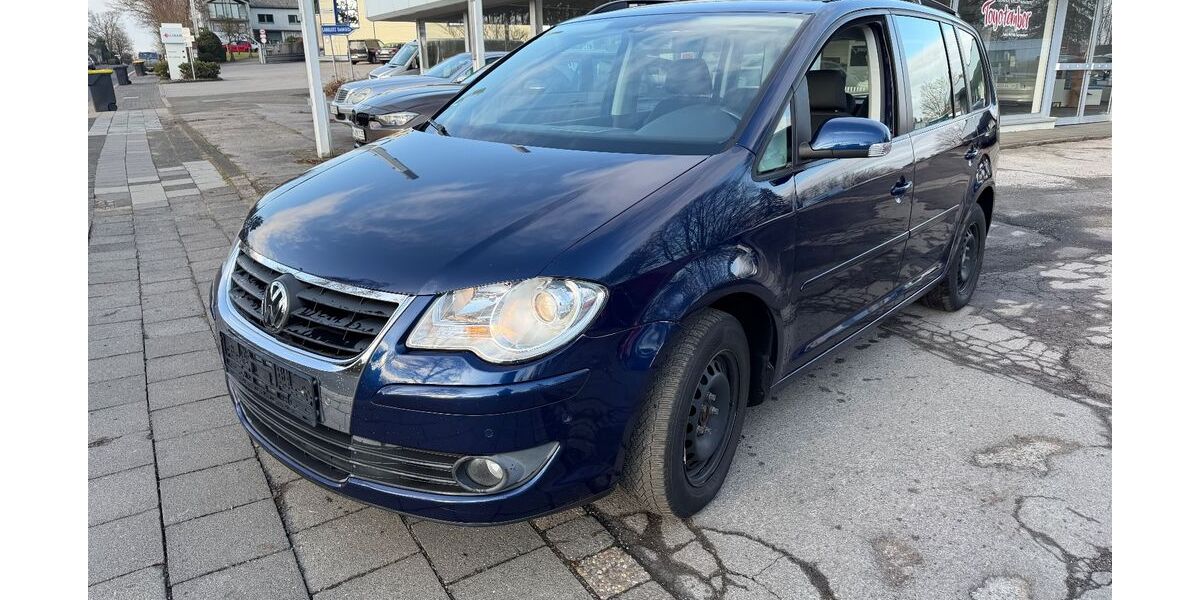VW Touran 94.000 km 6.990 &euro; Halver 58553