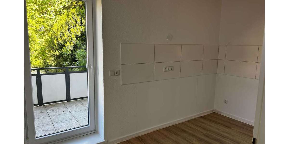Etagenwohnung Solingen Höhscheid - 2 Zimmer, 61 m&sup2;, 490&euro; | Angebot:26395659