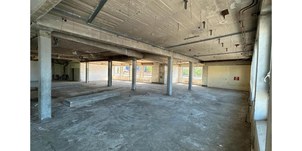 Mehrfamilienhaus, Wohnhaus Remscheid - 50 Zimmer, 1.401 m&sup2;, 450.000&euro; | Angebot:27168518