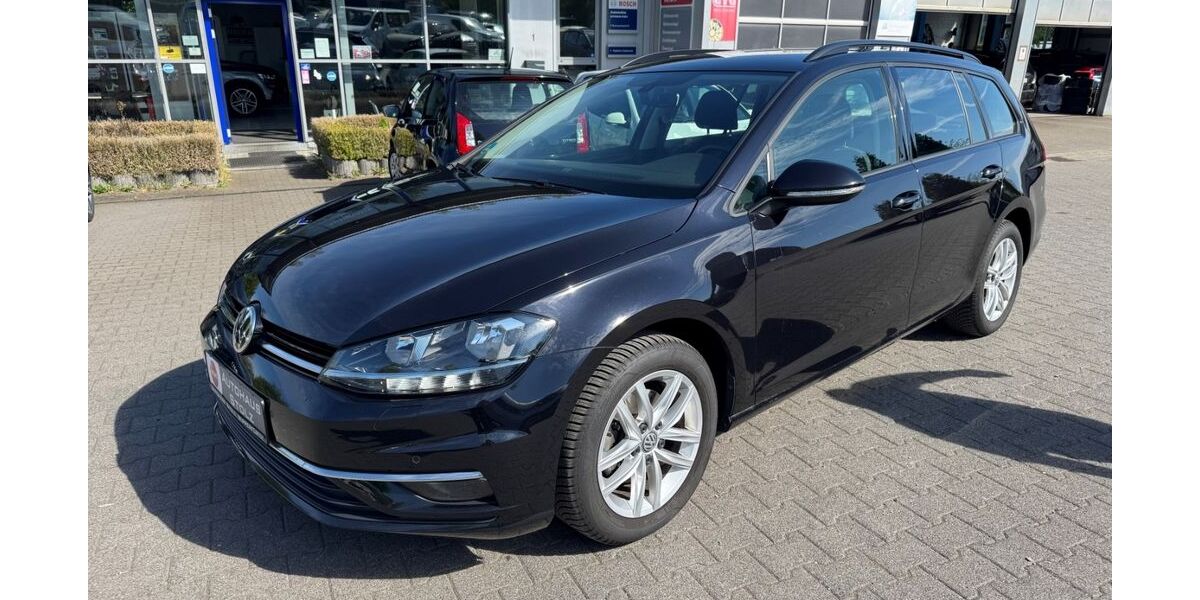 VW Golf 113.588 km 12.998 &euro; Wipperfürth 51688