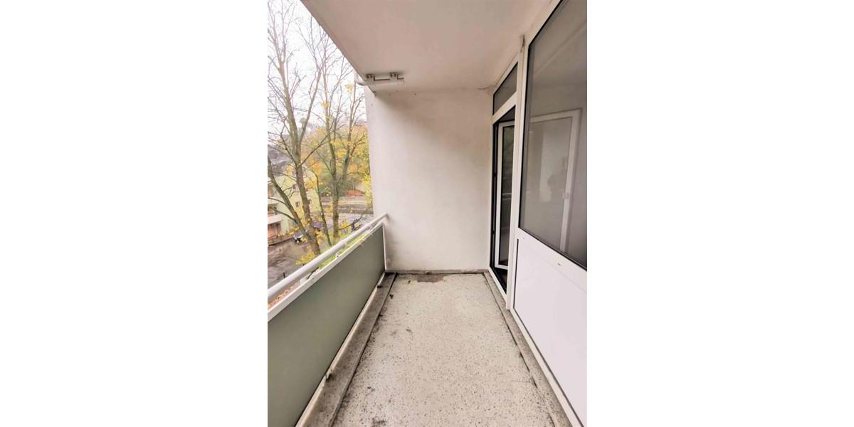 Großzügige 2-Zi.-Whg. mit Tageslichtbad und Balkon 2 zimmer