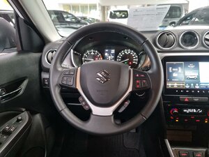 Suzuki Vitara 1.4 Mild-Hybrid Comfort Navi Android Apple 6.070 km 21.250 &euro; HAAN 42781