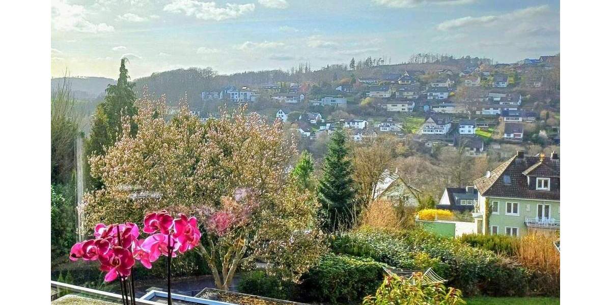 Einfamilienhaus Engelskirchen Ründeroth - 6 Zimmer, 140 m&sup2;, 465.000&euro; | Angebot:25814027