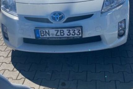 Toyota Prius 250.000 km 6.500 &euro; Düsseldorf 40476