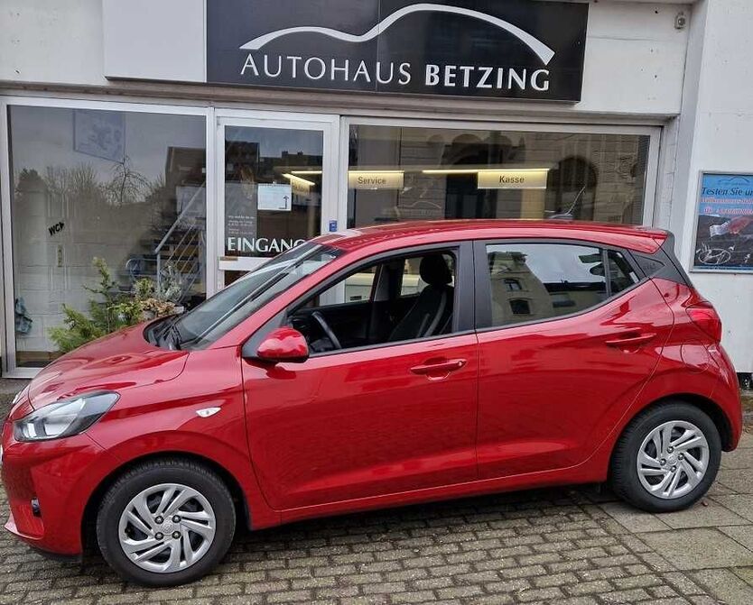 i10