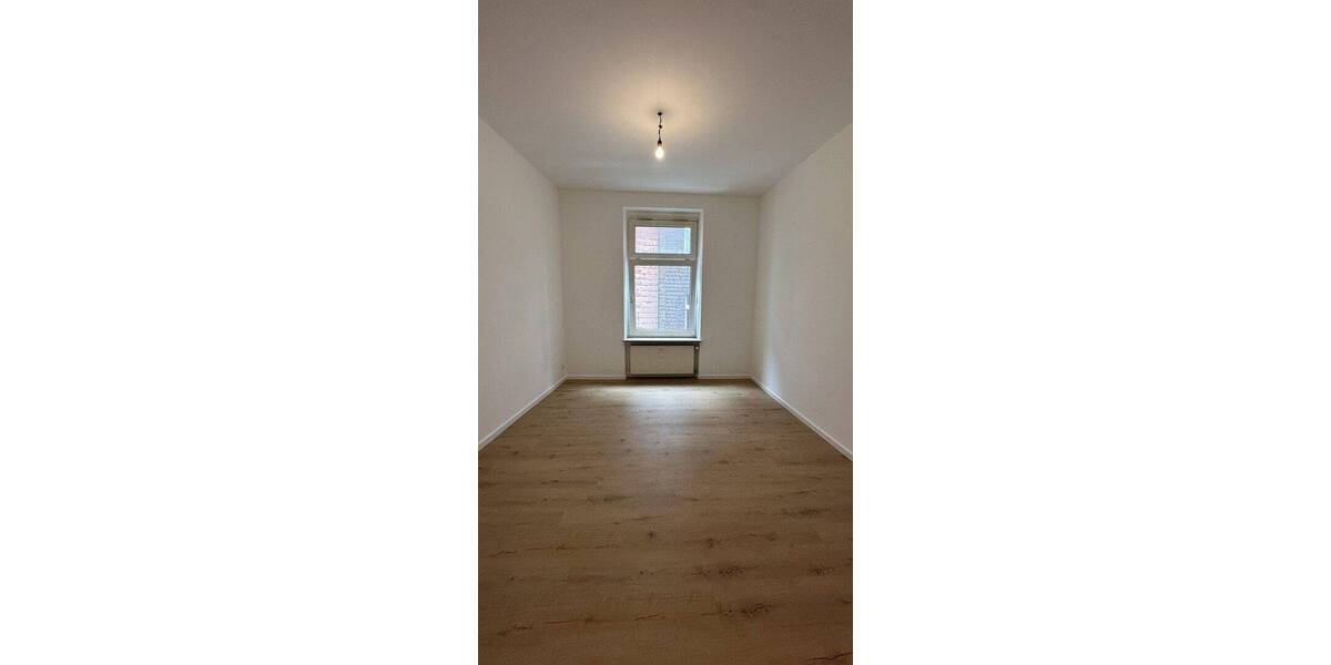 Etagenwohnung Wuppertal Barmen - 4 Zimmer, 94 m&sup2;, 840&euro; | Angebot:26801703