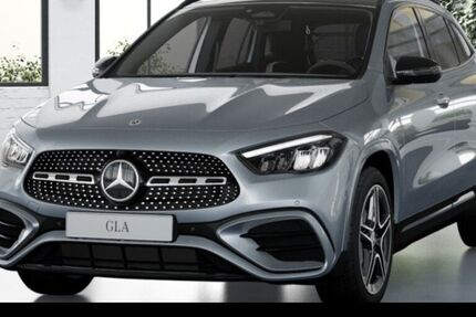 Mercedes-Benz GLA 200 9.900 km 44.490 &euro; Düsseldorf 40470