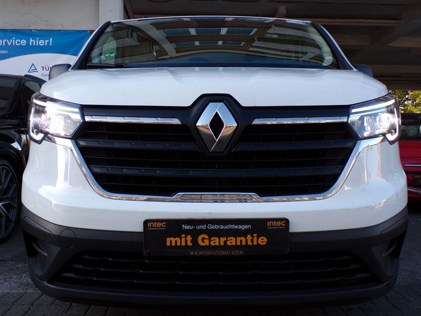 Renault Trafic 107.899 km 15.900 € Köln 51069