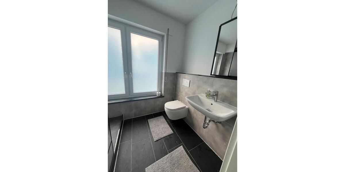 Einfamilienhaus Leverkusen - 6 Zimmer, 180 m&sup2;, 599.000&euro; | Angebot:26443584