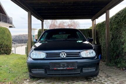 VW Golf 184.000 km 2.500 &euro; Engelskirchen 51766