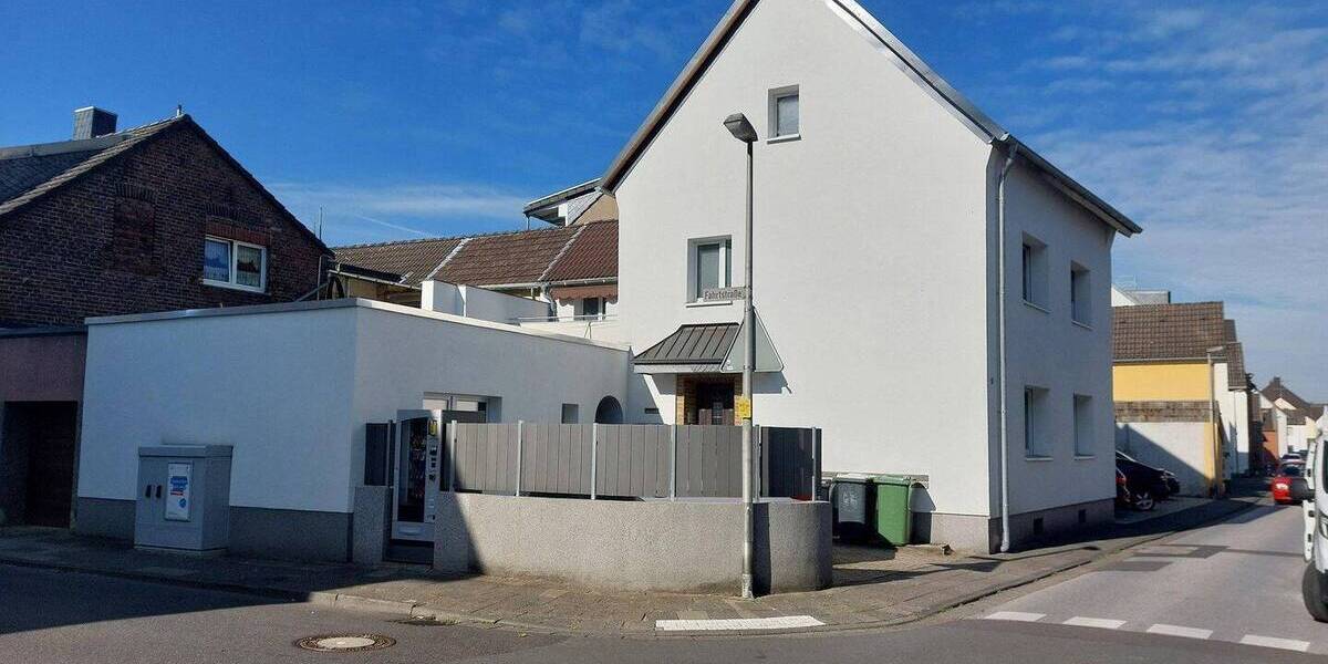 Einfamilienhaus Dormagen Stürzelberg - 7 Zimmer, 232 m&sup2;, 669.000&euro; | Angebot:26064709