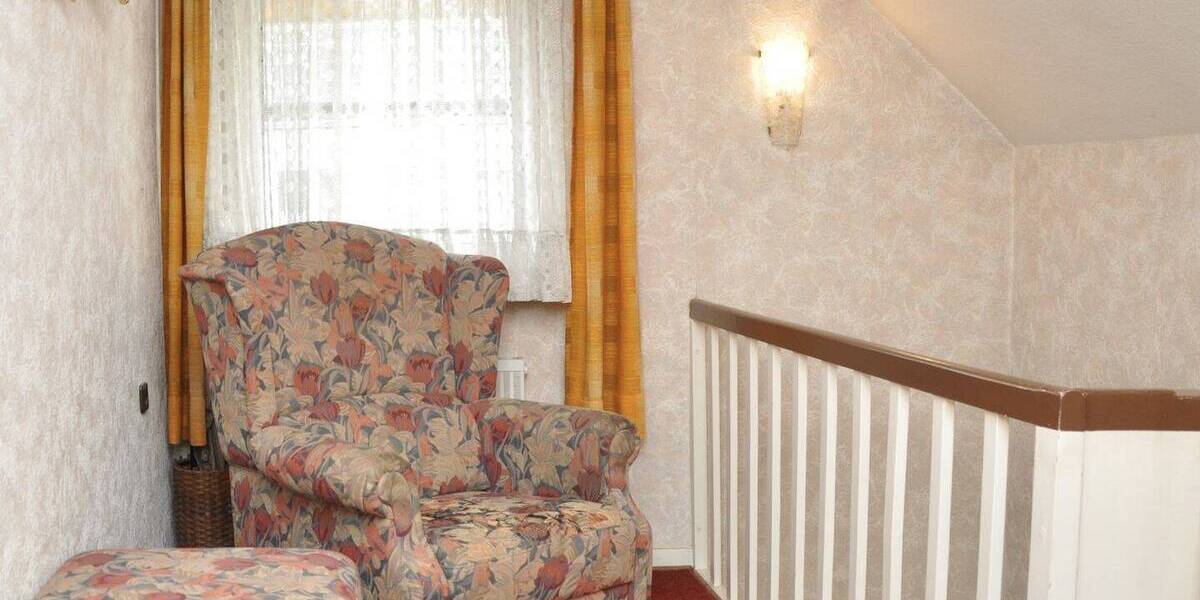 Einfamilienhaus Düsseldorf Wersten - 6 Zimmer, 130 m&sup2;, 698.000&euro; | Angebot:26835262