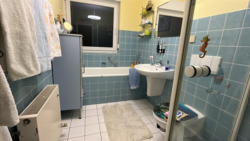 Familienidyll in Solingen Gräfrath ohne Maklergebühren von Privat 4 zimmer