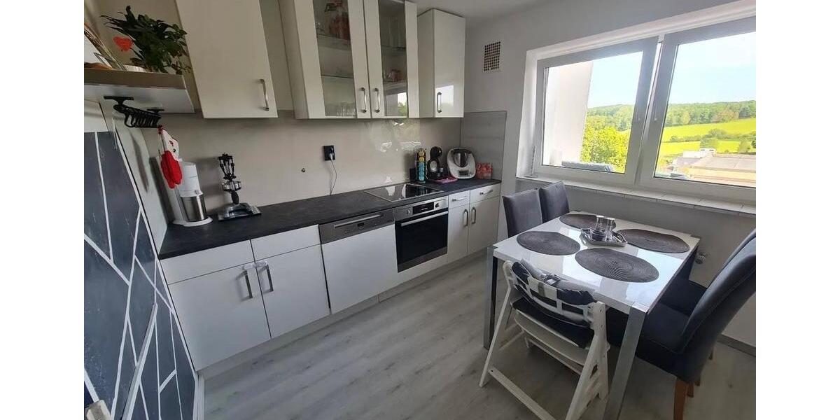 Tolle 3 Zimmer Whg, großer Südbalkon, Blick ins Grüne 3 zimmer