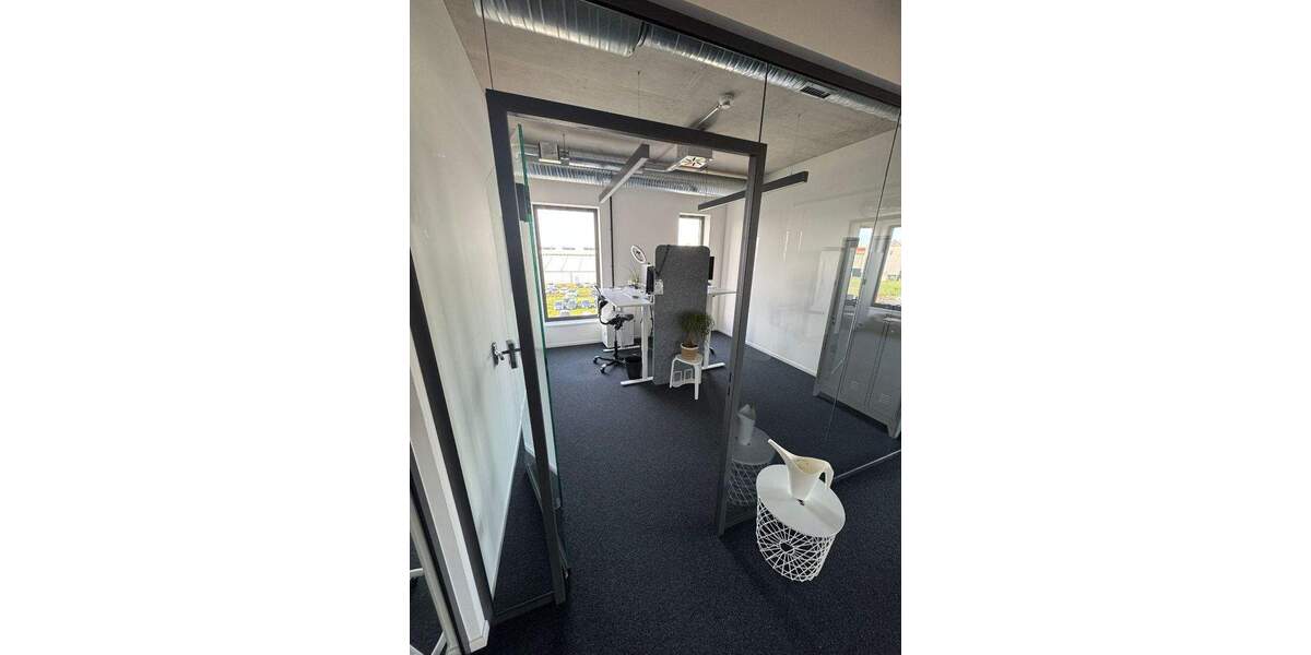 Modernes, komplett möbliertes Büro in Leverkusen - sofort verfügbar zimmer