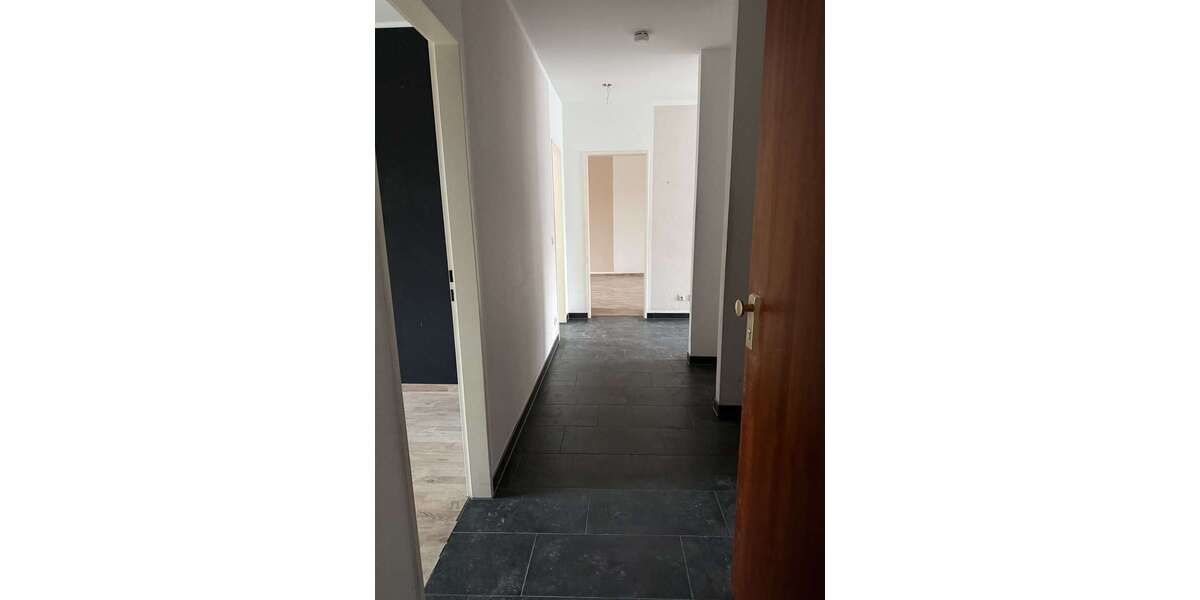 Etagenwohnung Leverkusen Steinbüchel - 4 Zimmer, 91 m&sup2;, 910&euro; | Angebot:26889075