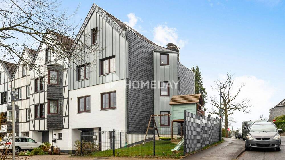 Reihenendhaus Hückeswagen Innenstadt - 8 Zimmer, 170 m&sup2;, 495.000&euro; | Angebot:26189383