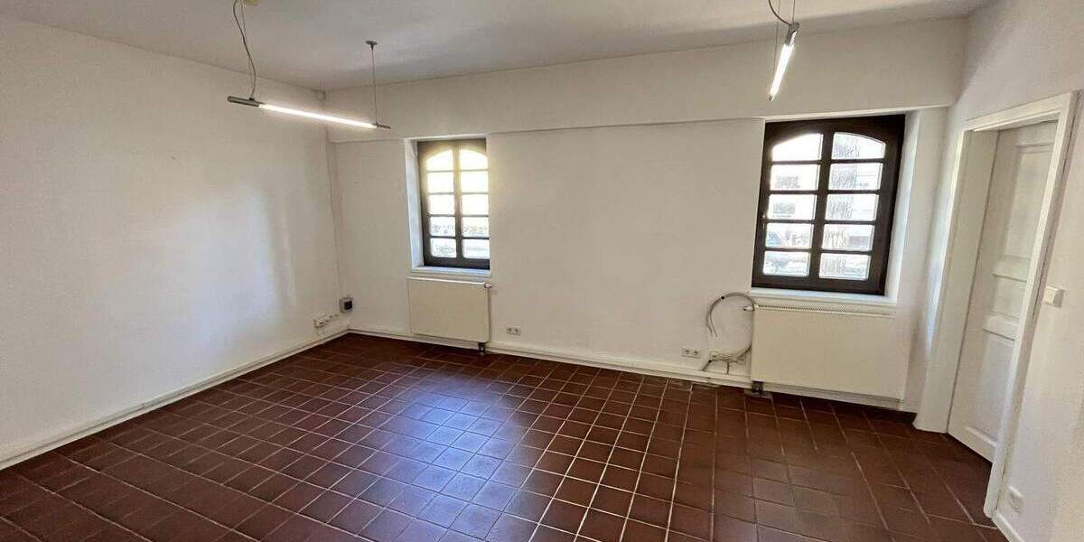 Altbaucharme mit viel Platz in toller Lage 6 zimmer