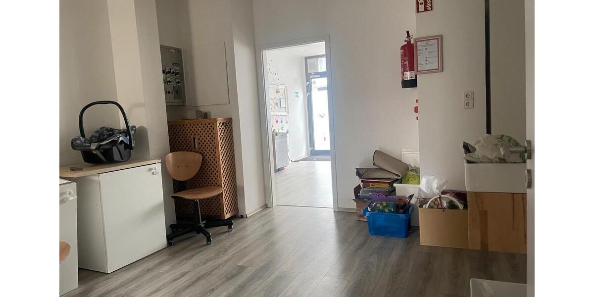 Gewerbeobjekt Düsseldorf Stadtbezirk 3 - 2.500&euro; | Angebot:25648057