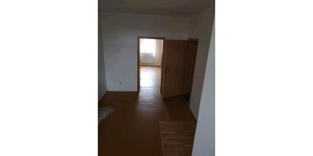 Etagenwohnung Solingen Burg - 4 Zimmer, 110 m&sup2;, 930&euro; | Angebot:24640570