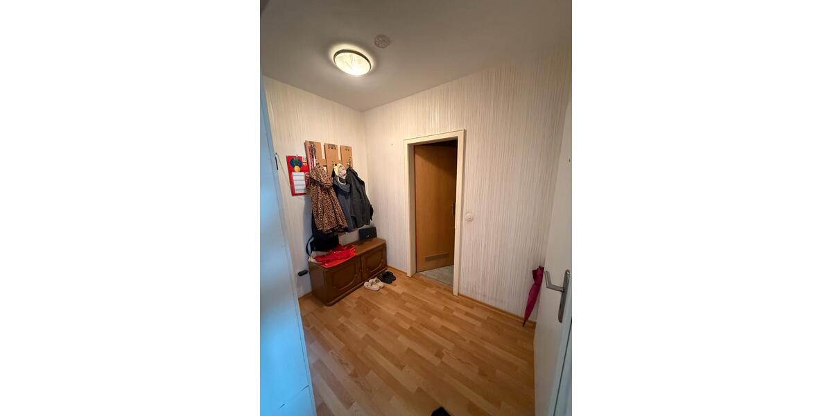Erdgeschoßwohnung Remscheid Reinshagen - 2 Zimmer, 55 m&sup2;, 100.000&euro; | Angebot:26238365