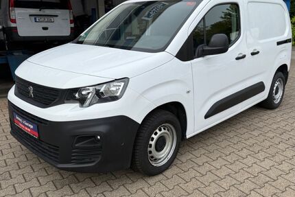Peugeot Partner 149.281 km 9.199 € Bochum 44894