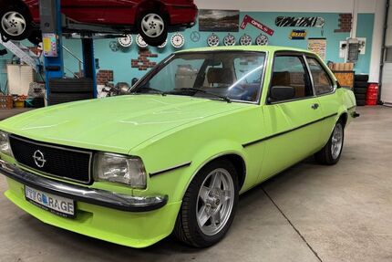Opel Ascona 19.942 km 12.900 &euro; Wermelskirchen 42929