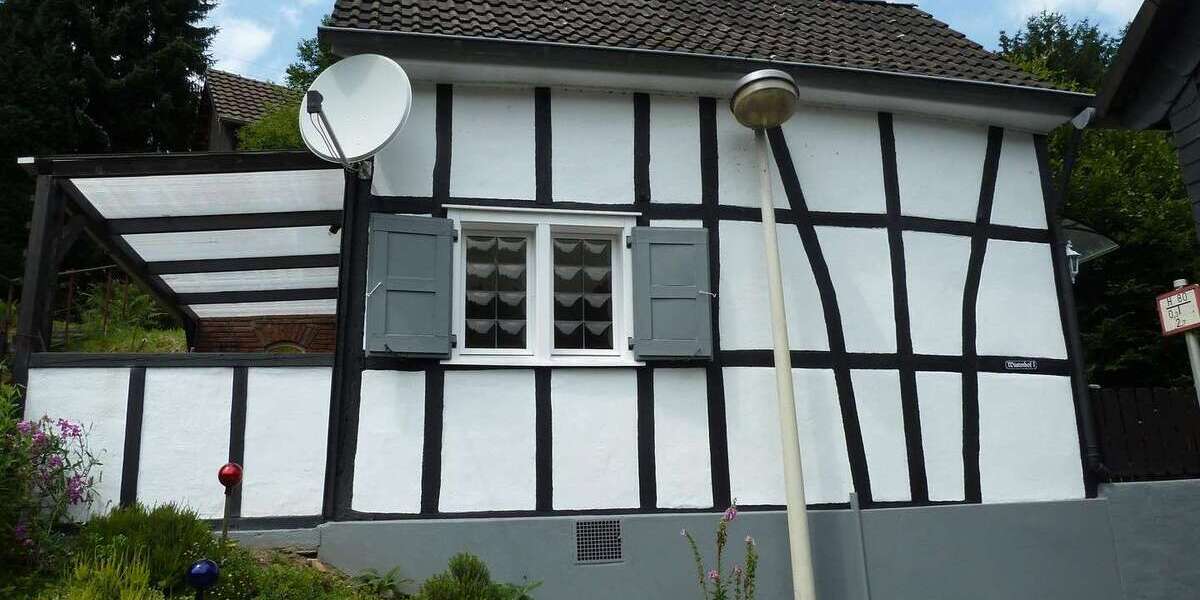 Einfamilienhaus Solingen Burg - 2 Zimmer, 40 m&sup2;, 430&euro; | Angebot:27177030