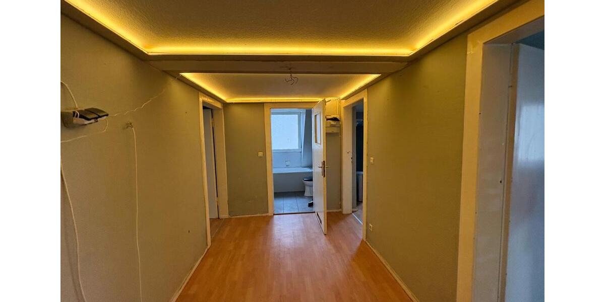 Dachgeschoßwohnung Hagen Hagen-Mitte - 3 Zimmer, 80 m&sup2;, 600&euro; | Angebot:26464146