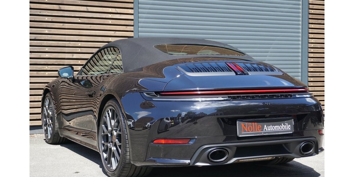 Porsche 992 Carrera S Matrix Bose Carbon HA-Lenk NP209t 5.890 km 172.400 &euro; Wuppertal 42327
