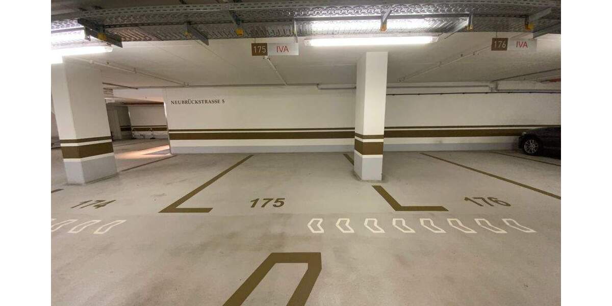 Etagenwohnung Düsseldorf Altstadt - 2 Zimmer, 62 m&sup2;, 1.000&euro; | Angebot:25664634