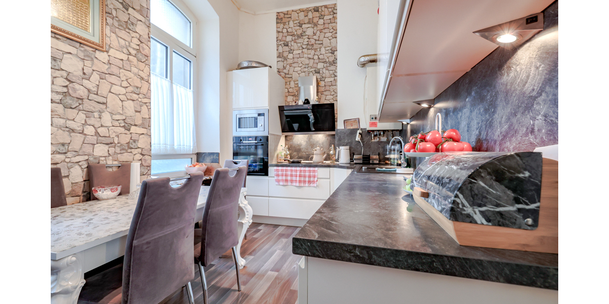 Großzügig geschnittene Eigentumswohnung in Köln-Mülheim 3 zimmer