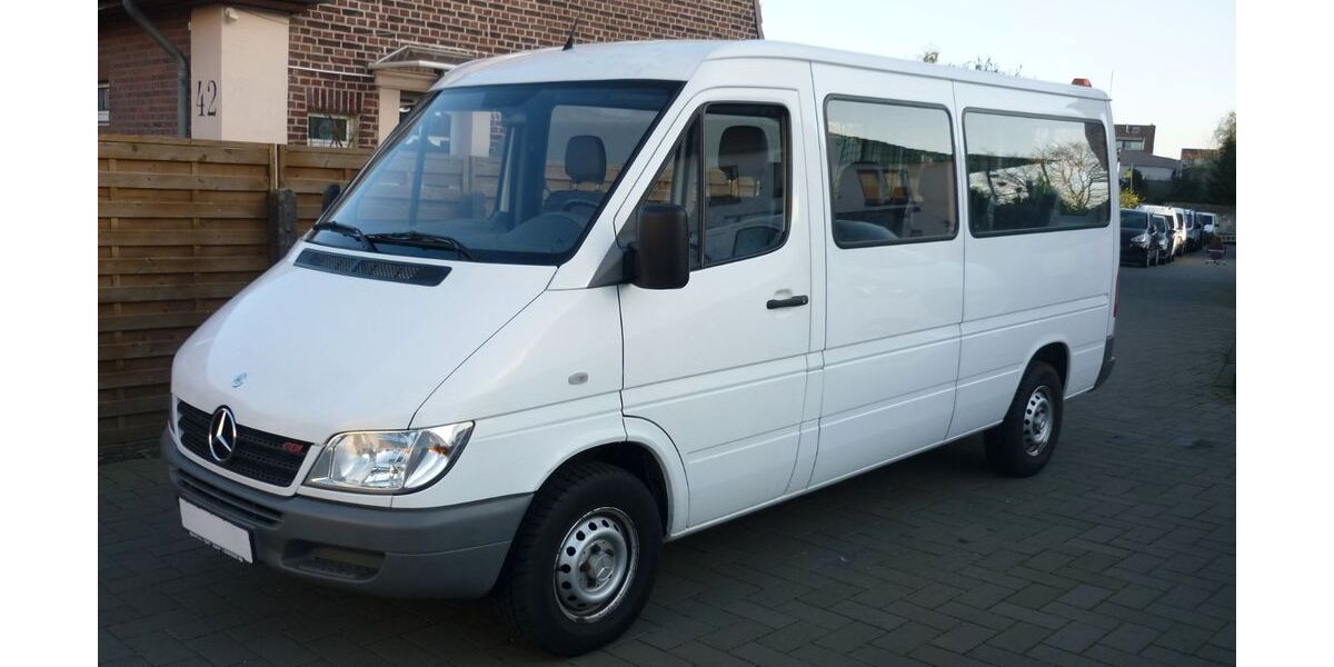 Mercedes-Benz Sprinter 74.500 km 12.980 &euro; Hilden 40721
