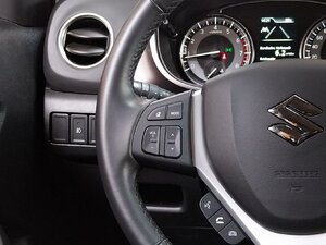 Suzuki Vitara 1.4 Mild-Hybrid Comfort 4x2 Kam Klima 27.380 km 18.470 &euro; HAAN 42781