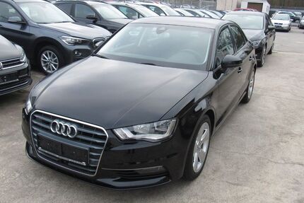 Audi A3 104.000 km 14.400 &euro; Leverkusen 51371