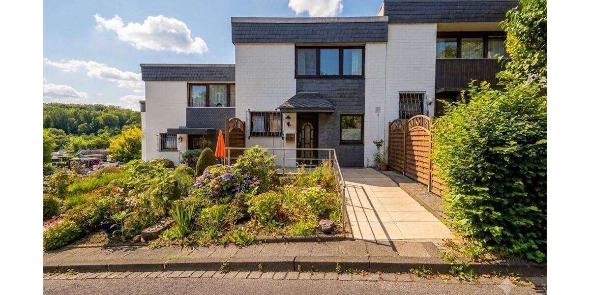 Einfamilienhaus Remscheid Gemarkung Bergisch Born - 4.5 Zimmer, 121 m&sup2;, 349.000&euro; | Angebot:26398581