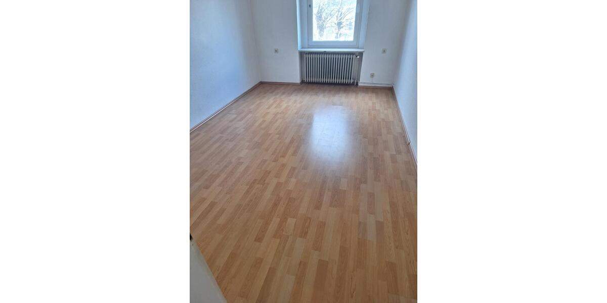 Etagenwohnung Wuppertal Lichtenplatz - 3 Zimmer, 63 m&sup2;, 363&euro; | Angebot:25781066