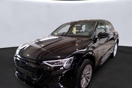 Audi SQ8 e-tron 52.820 km 62.755 &euro; Hagen 58091