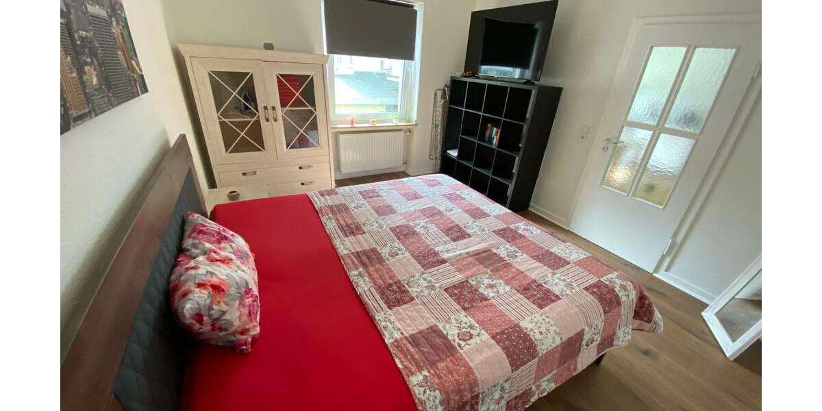 D-Zoo, attraktive möbl. 2 Zi. ETW, ruhig und Zentral , ca. 40qm Wfl., 8qm Nfl. im Keller zimmer