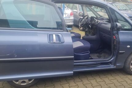 Peugeot 1007