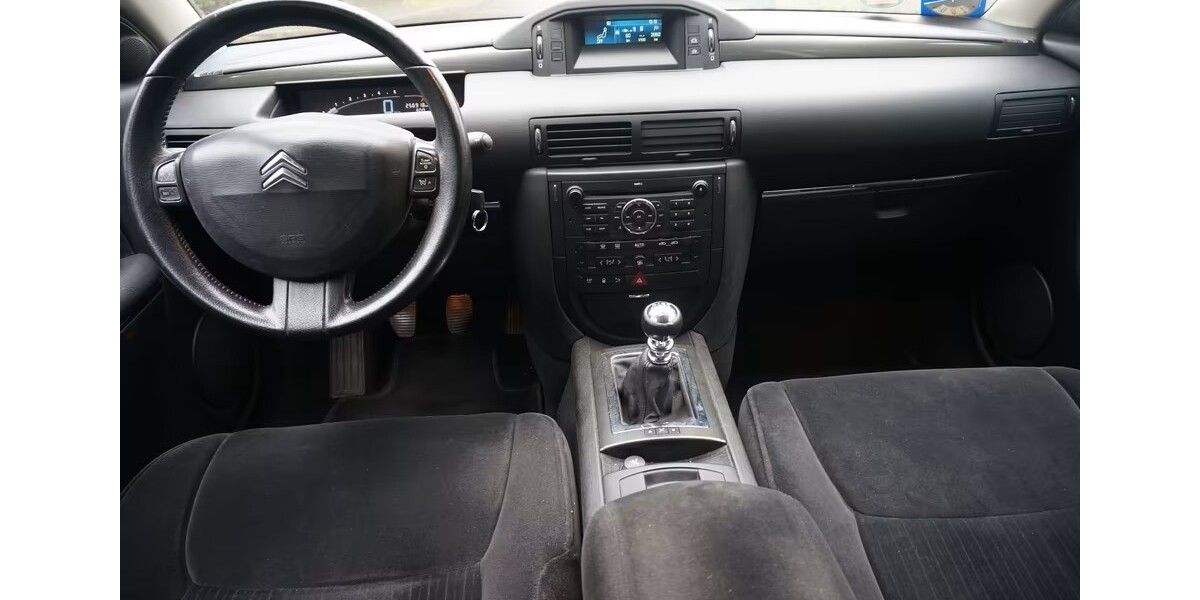 Citroen C6 259.200 km 3.900 &euro; Düsseldorf 40213