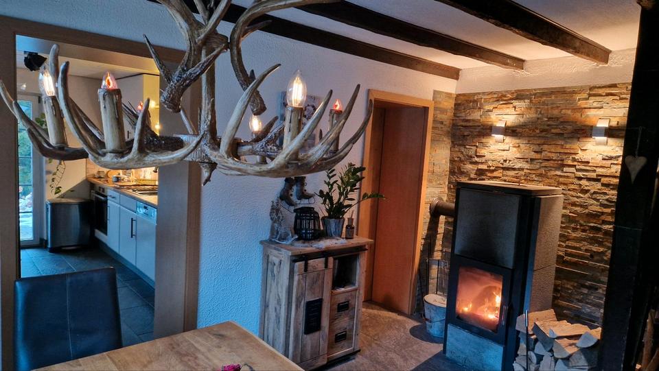 Doppelhaushälfte Wermelskirchen - 8 Zimmer, 170 m&sup2;, 449.000&euro; | Angebot:26066033