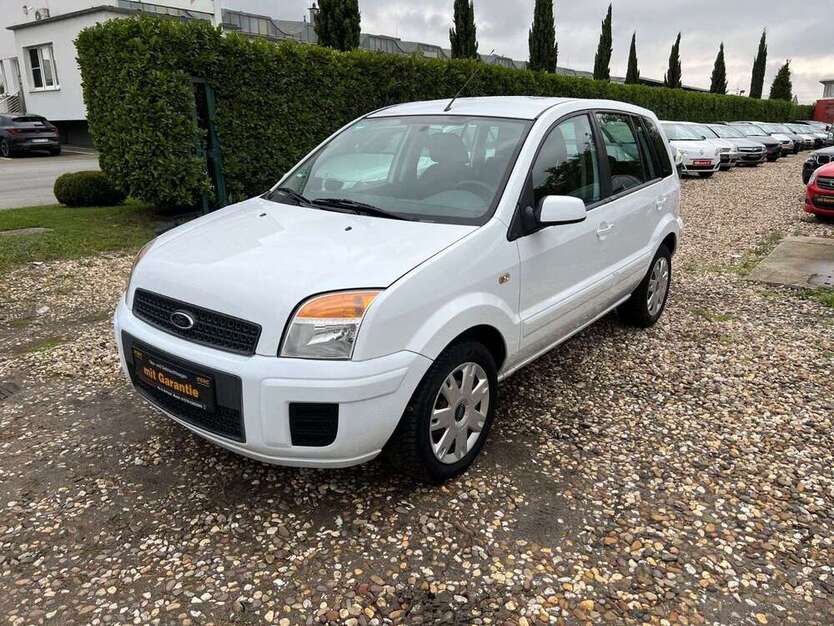 Ford Fusion 156.949 km 2.200 € Essen 45356