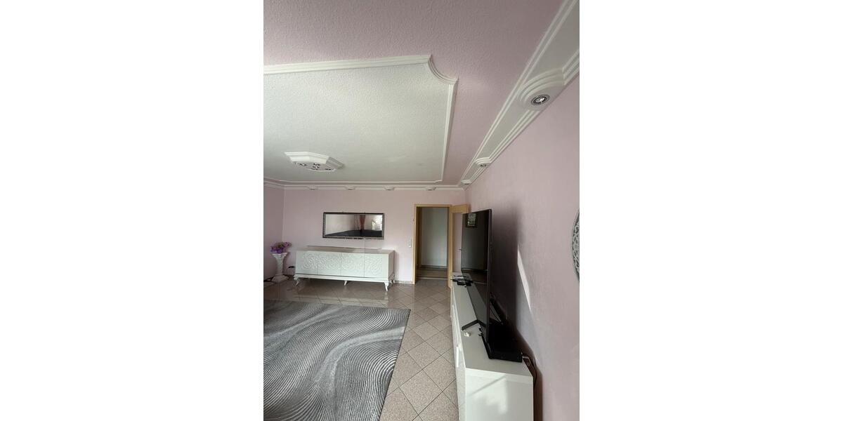 Etagenwohnung Köln Nippes - 3 Zimmer, 77 m&sup2;, 295.000&euro; | Angebot:26959482