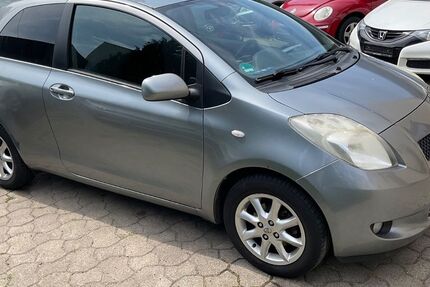 Toyota Yaris 139.202 km 3.500 € Solingen 42719