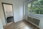 **Helle & frisch renovierte 2,5-Zimmer-Wohnung – mit Balkon & Aufzug** 2 zimmer